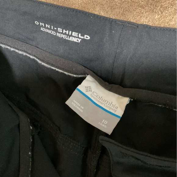 Columbia Women's Hiking Pants With Pockets - Picture 3 of 9